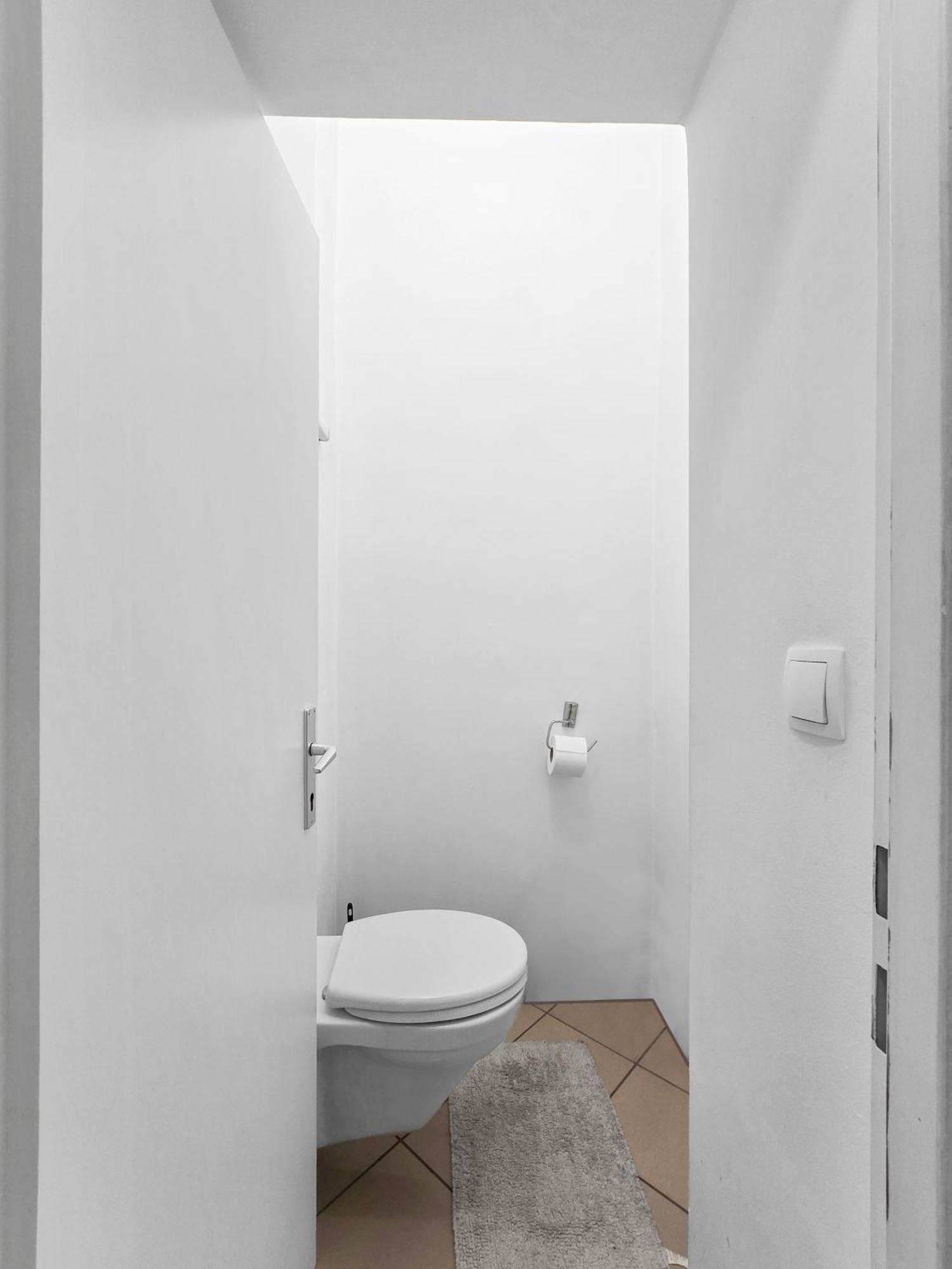 Three King-size Beds, Three Bedrooms Apartment Wien